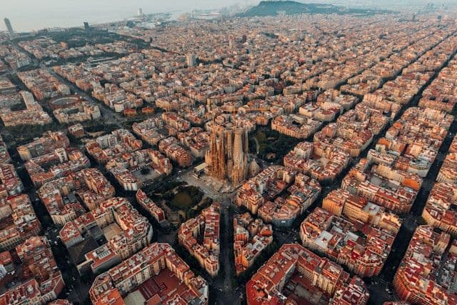 Moving to Barcelona from the UK: A Complete Guide
